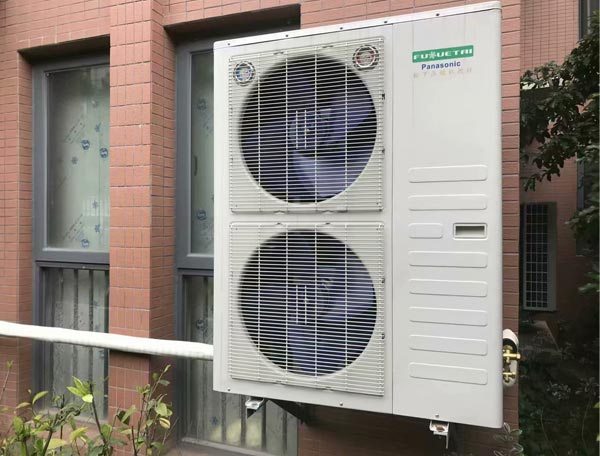 大型螺桿水系統(tǒng)空調(diào)