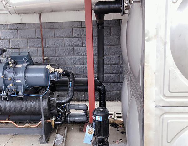 工業(yè)冷水機(jī)組